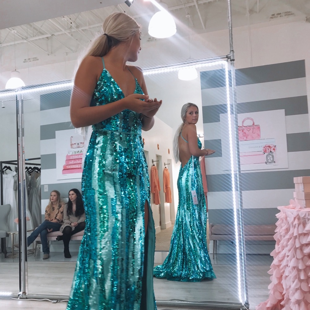 Prom/homecoming court/formal dress